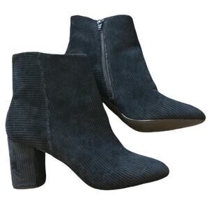NWT! Band of Gypsies Andrea Corduroy Booties